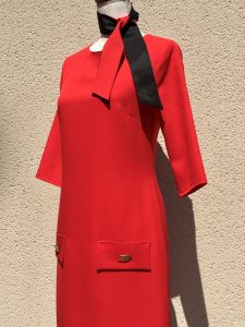 robe trapèze Rouge et foulard bi colore