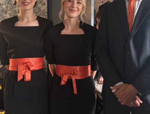 Agence hotesse Paris | Agence ELEGANCE Hôtesses Paris Soirée entreprise Peniche Paris 6em